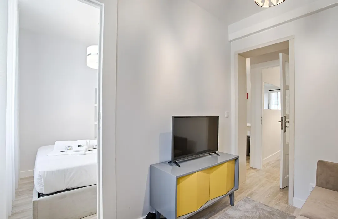 Bmyguest - Ambassador Boutique Apartment I-1